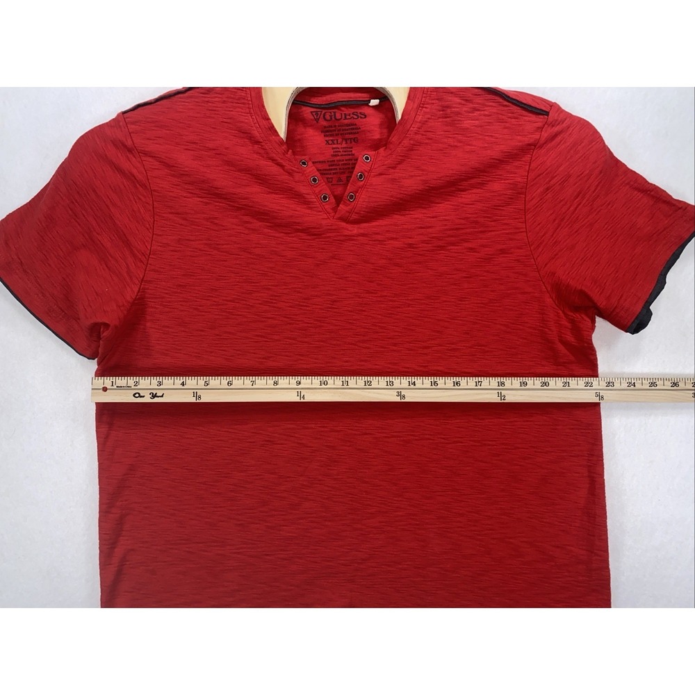 GUESS Men's Red Short Sleeve Button Henley T-Shirt - Size XXL C14 - Picture 4 of 6